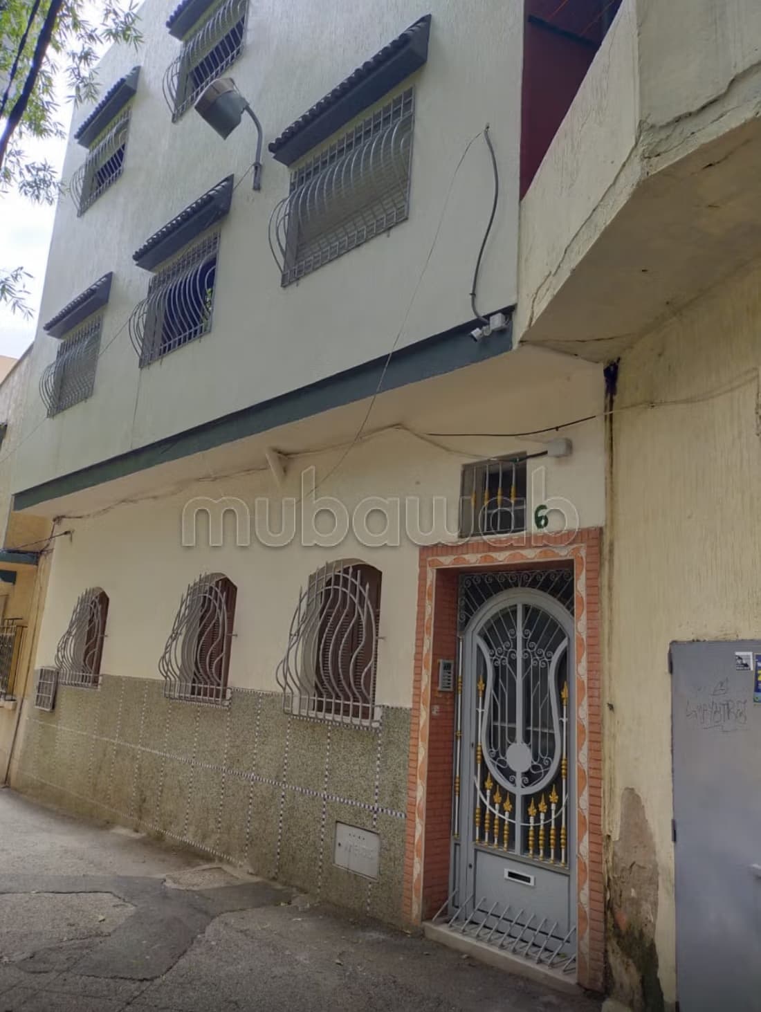 Maison à l'achat à Administratif. Superficie 76 m². Meublé