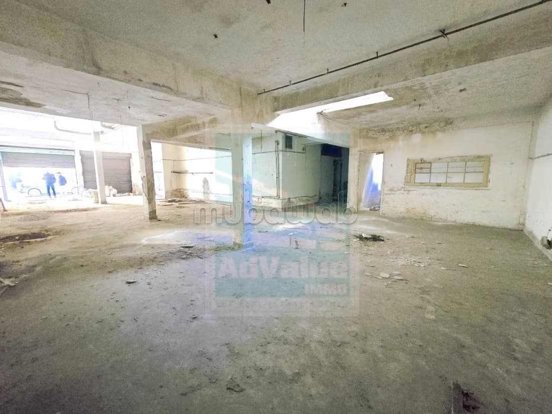 DV. 946: Local commercial à la rue Ibn Rochd