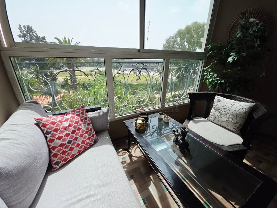 Top appartement meublé sans vis à vis avec terrasse couverte...