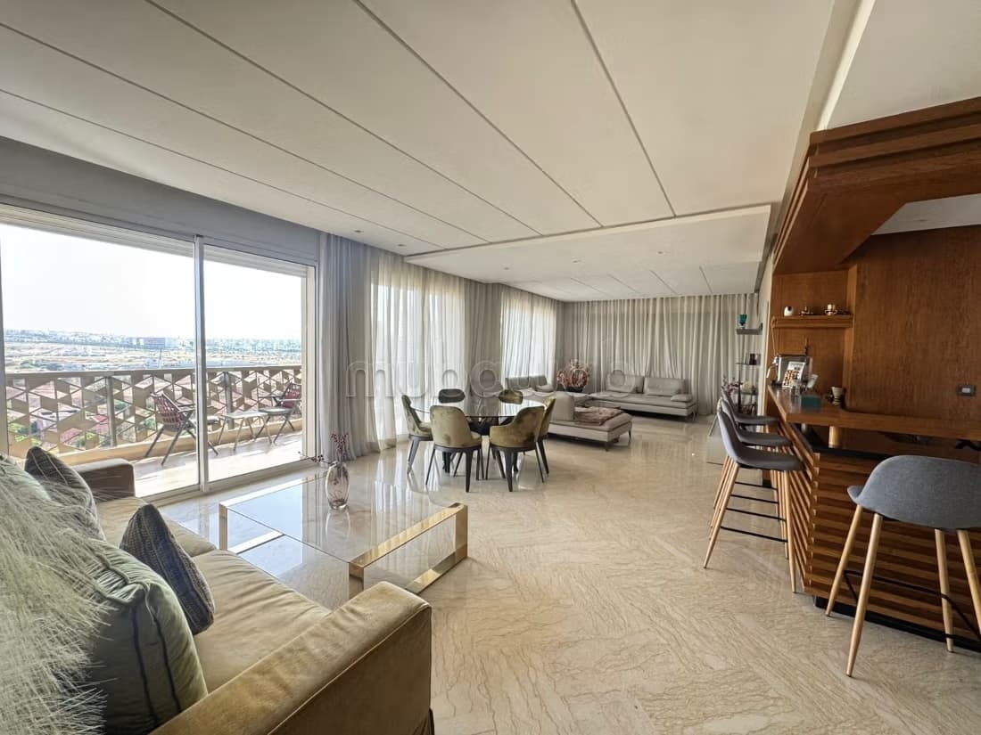 Appartement d’exception Sans vis vis à vendre au cœur de Cas...