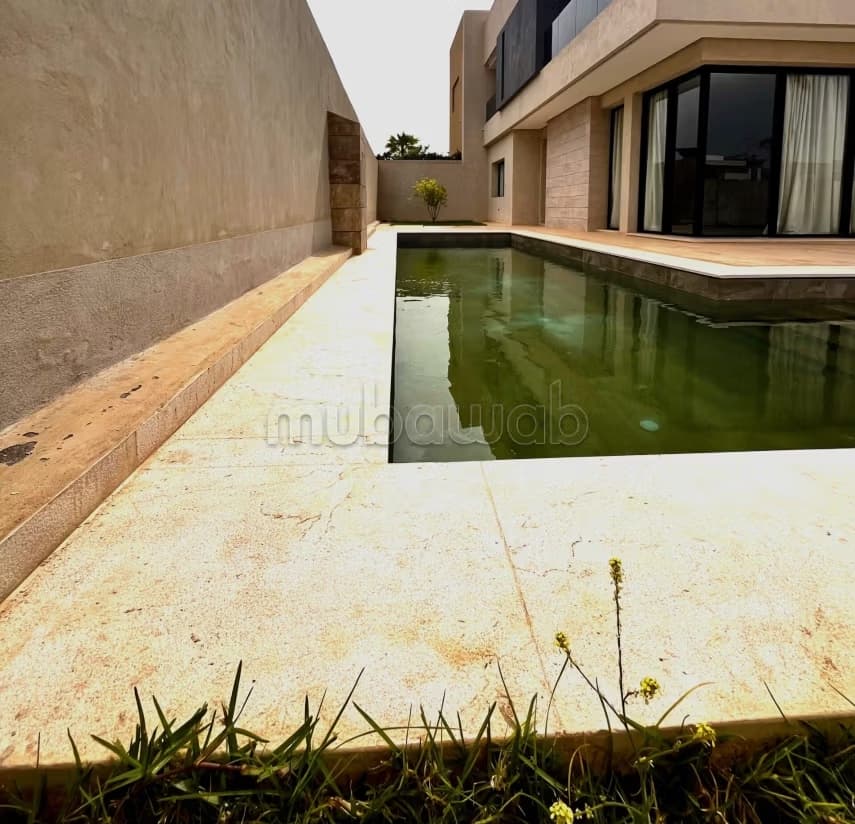 Villa Neuve à Vendre – Domaine Golfique Route de Tahanaout...