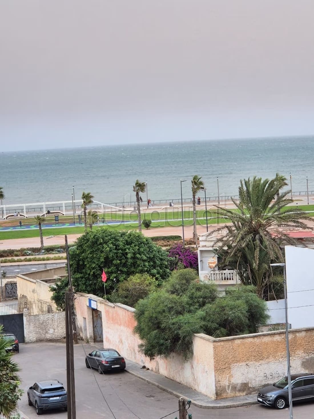 Location Studio a côté de la mosquée Hassan 2