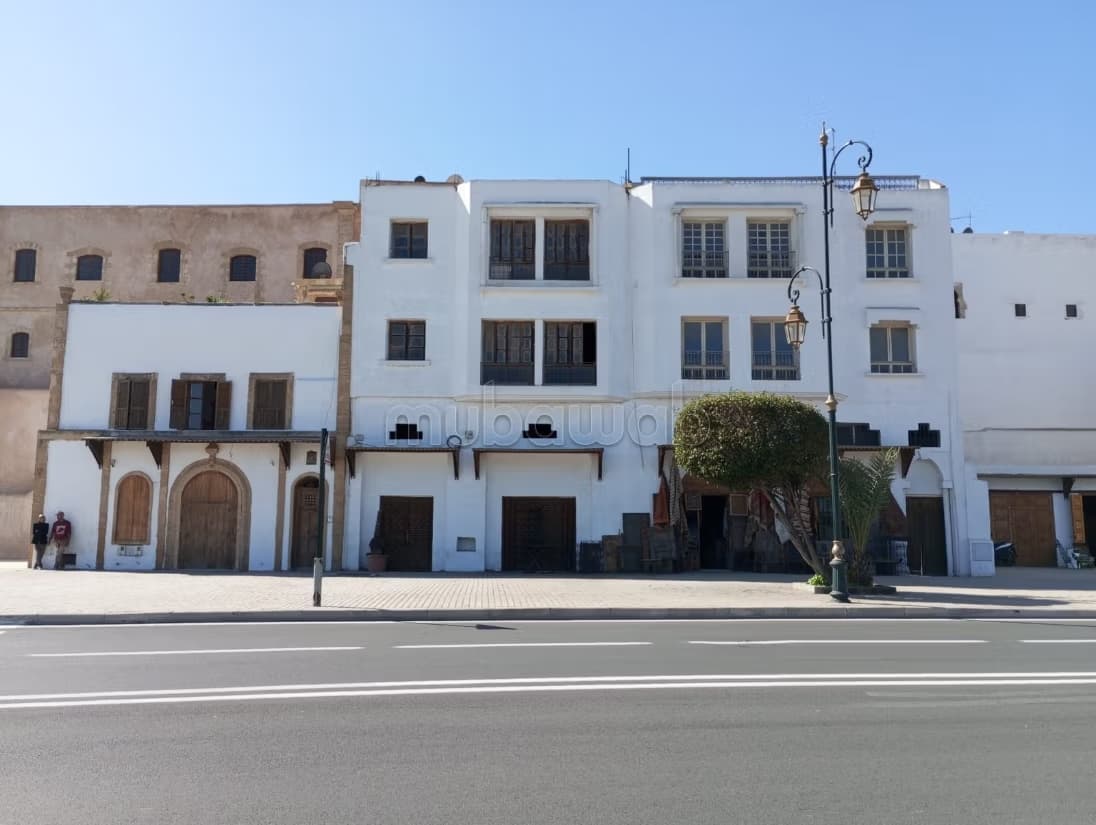 Un ryad autorisé en projet de restaurant vue sur