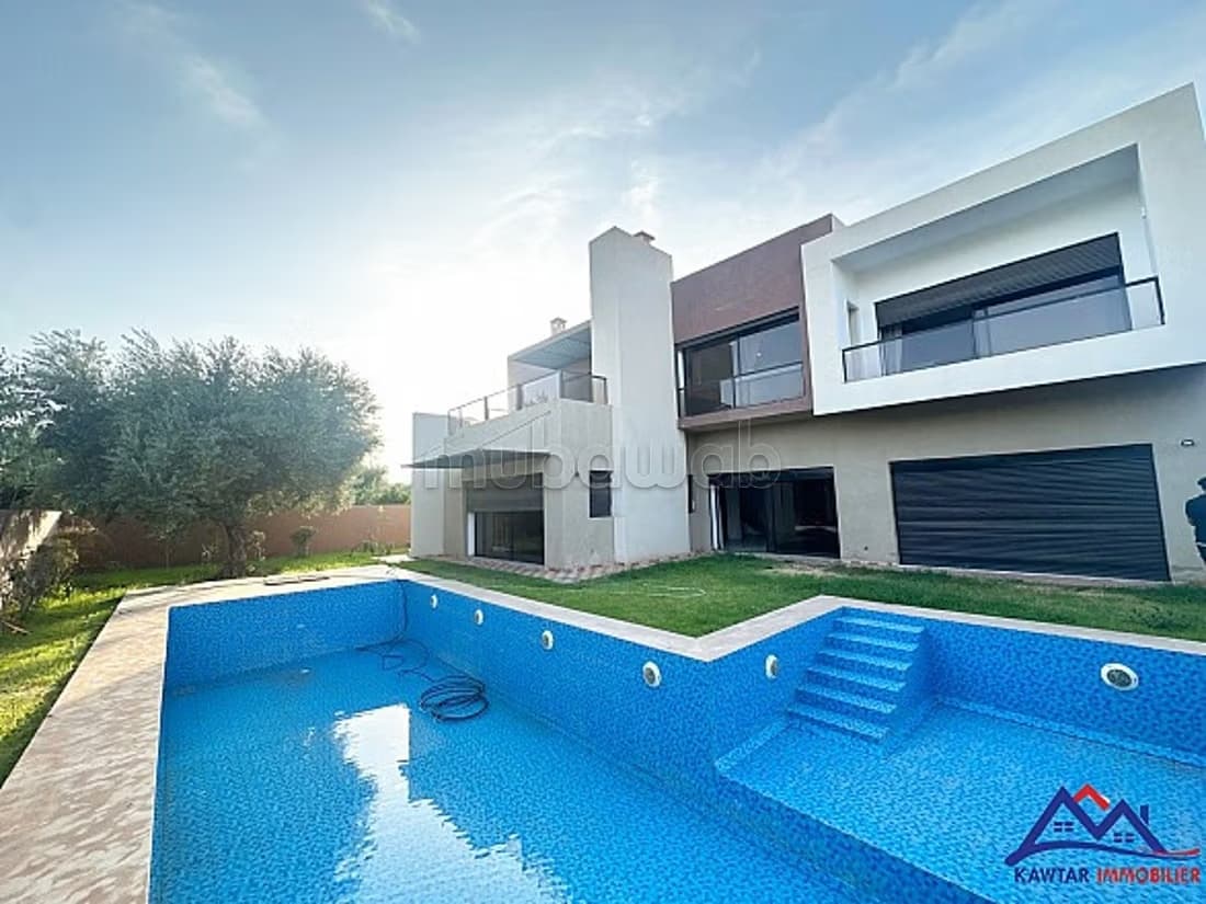 Villa à Louer – Route d’Ourika