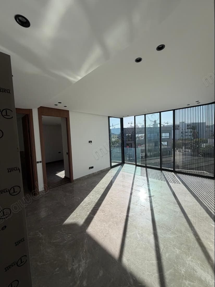 Studio premium à saisir