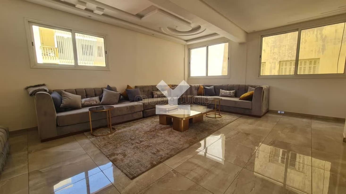 Bureau à Louer de 135.0 m² à Casablanca, Mers Sultan