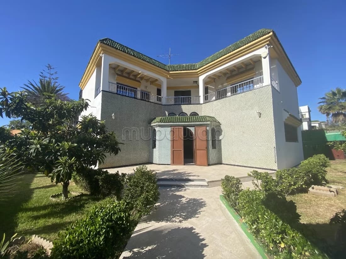 Villa à rénover à Hay Riad, Emplacement PREMIUM