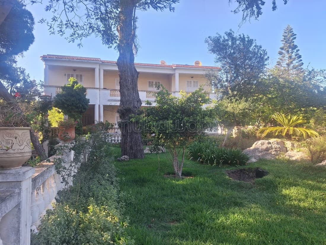 Maison style colonial époque Tanger International