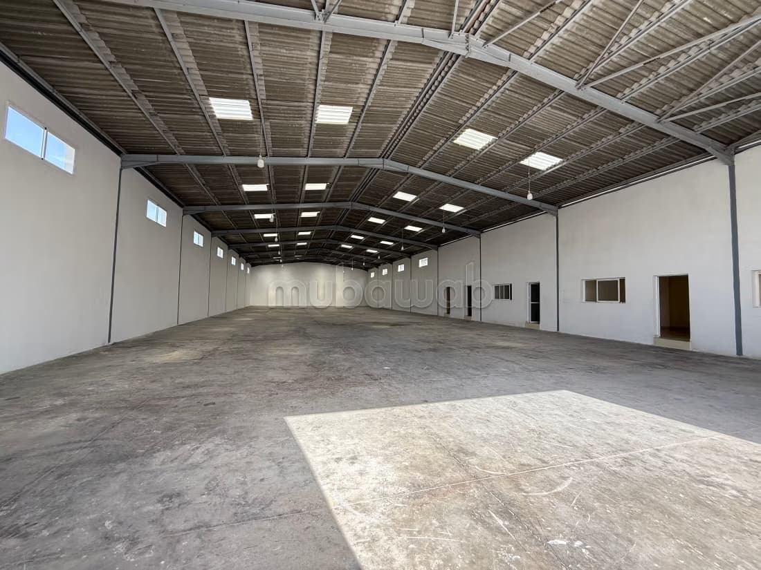 Hangar neuf de 1,000 m² à louer à Kénitra