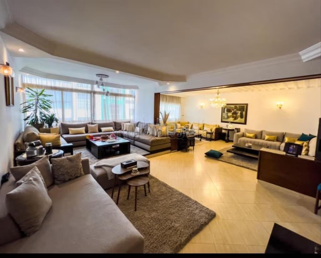 Grand appartement à vendre
