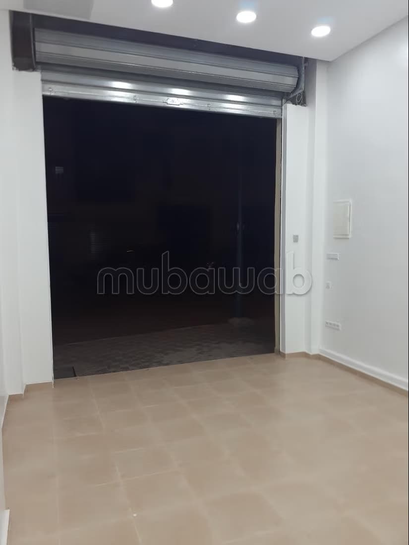 Magasin commercial bien amenagé