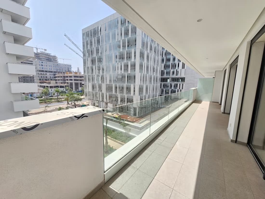 Joli appartement neuf avec terrasse