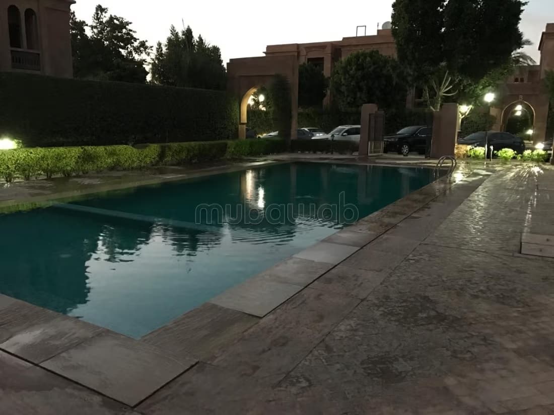 Très bon appartement à targa avec piscine
