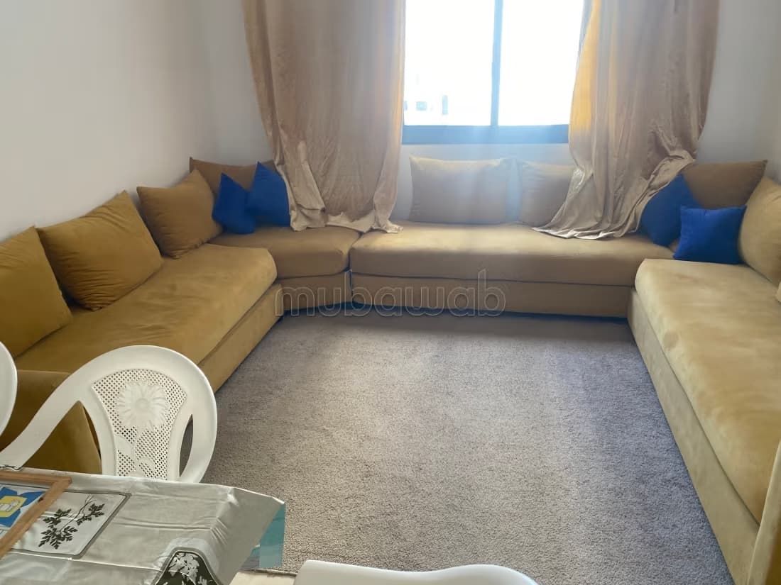 Louez cet appartement. 2 chambres agréables. Bien meublé