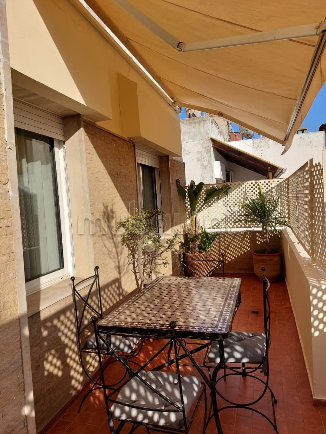 Superbe appartement meublé avec terrasse