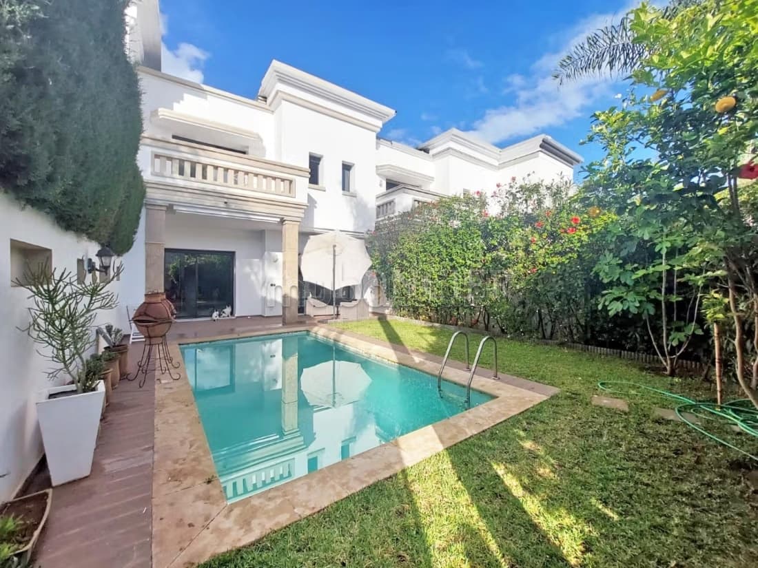 Location villa 4chambres avec piscine à Prestigia, Bouskoura...