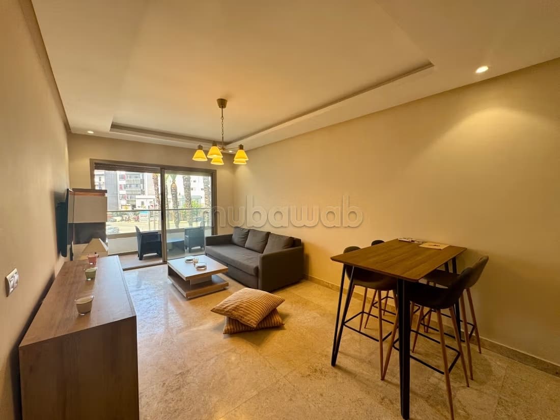 Beau studio meublé à louer