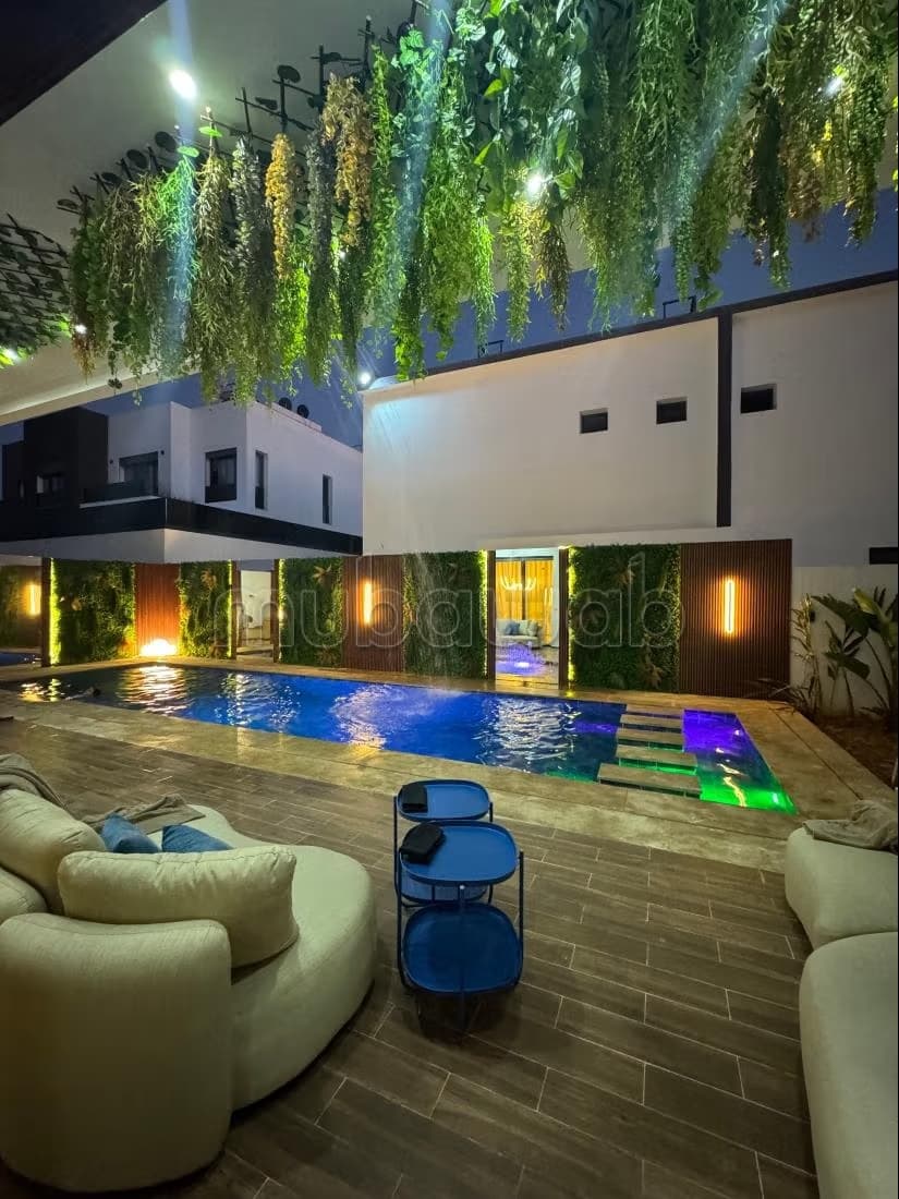 Villa Haut Standing à Kenitra Mehdia – 4 Suites, Ascenseur...