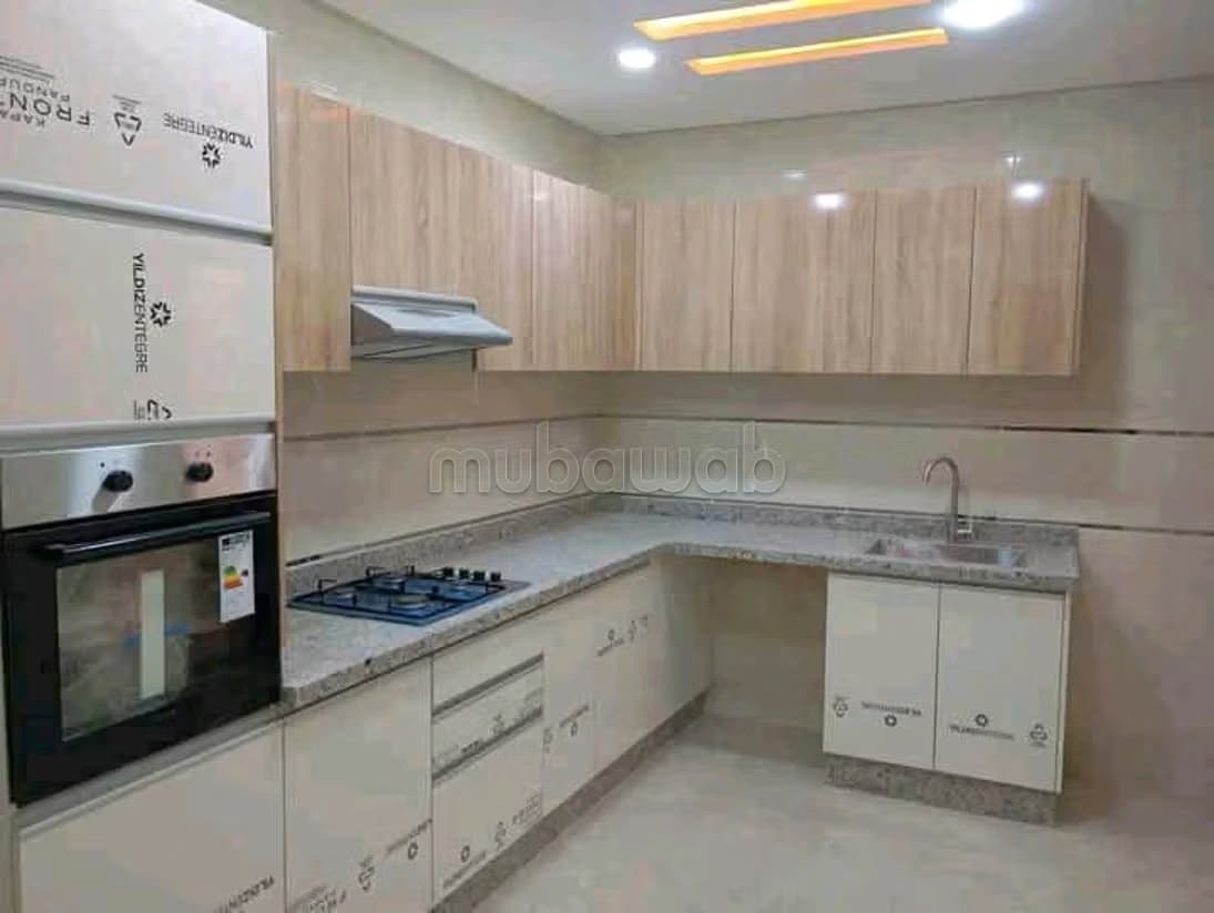 Appartement à l'achat à Al bassatine. 3 belles chambres. P...