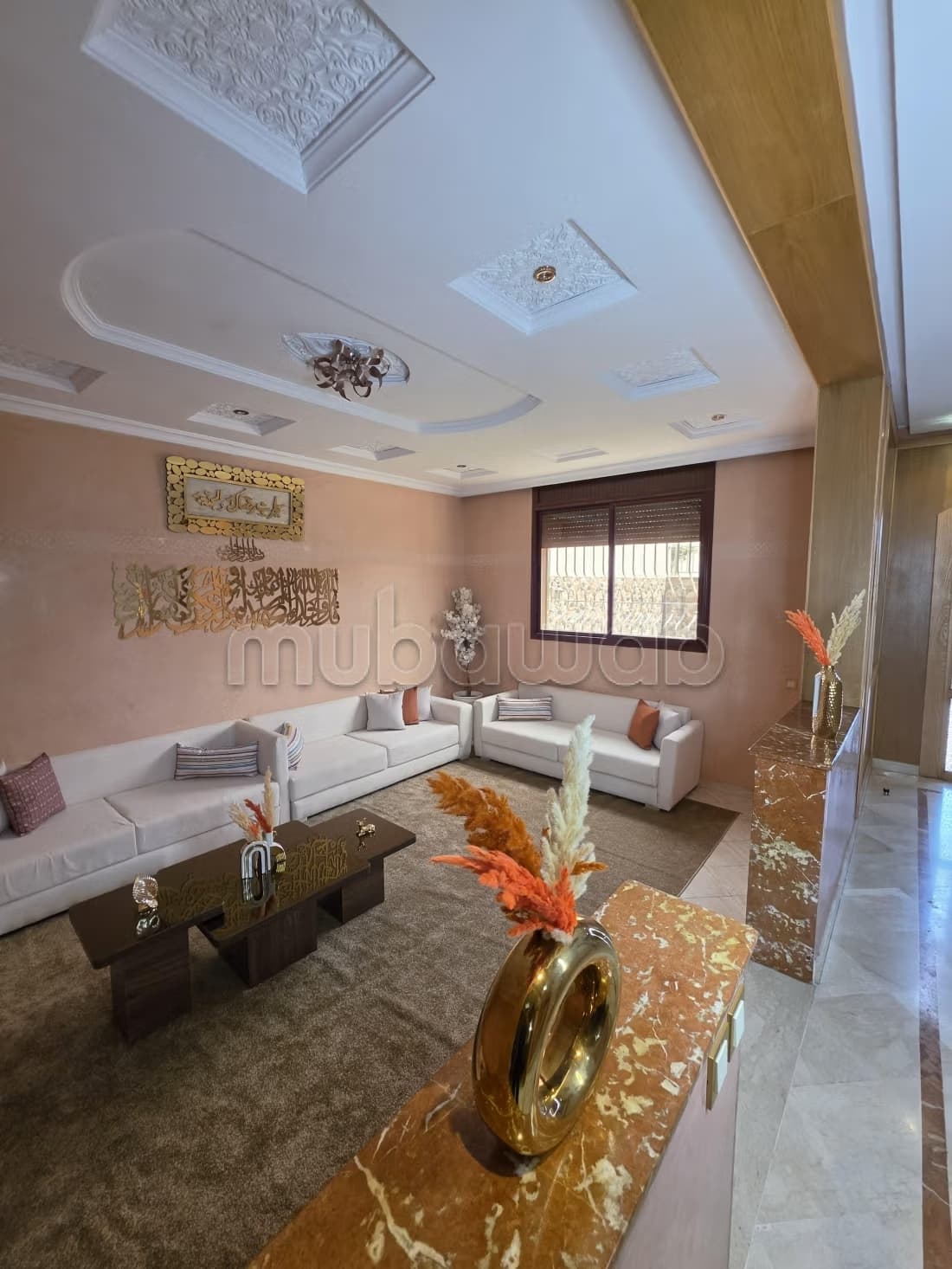Villa de luxe à louer à Hay Najah. 1 Pièce. Bien meublé