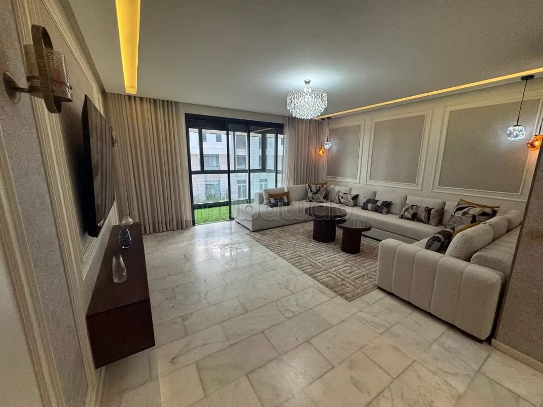 Au CFC Appartement Neuf meublé à louer – 2 façades