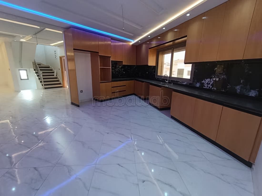 Haut villa luxe 217 mètre 4 façade a boustane