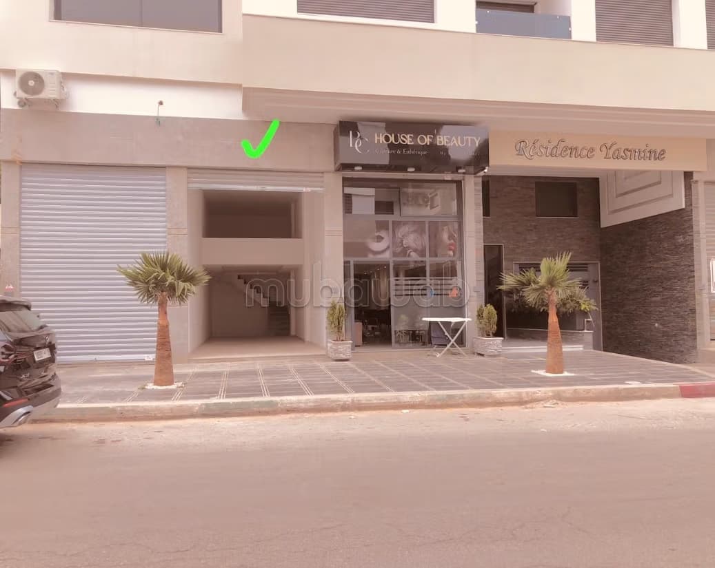 Très Beau Magasin Neuf à Louer ou à Vendre