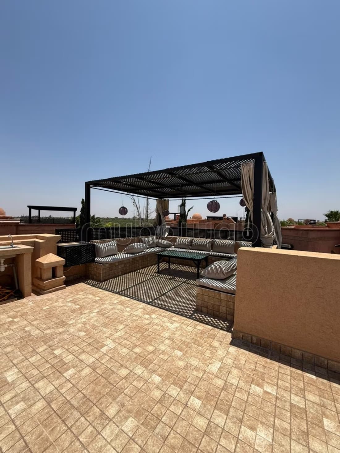 Magnifique Duplex Rénové avec Jardin Privatif & Rooftop