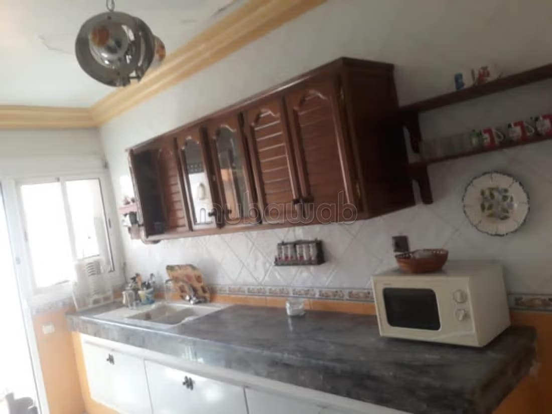 Vend appartement en Hassan Centre Ville. 3 chambres agréable...