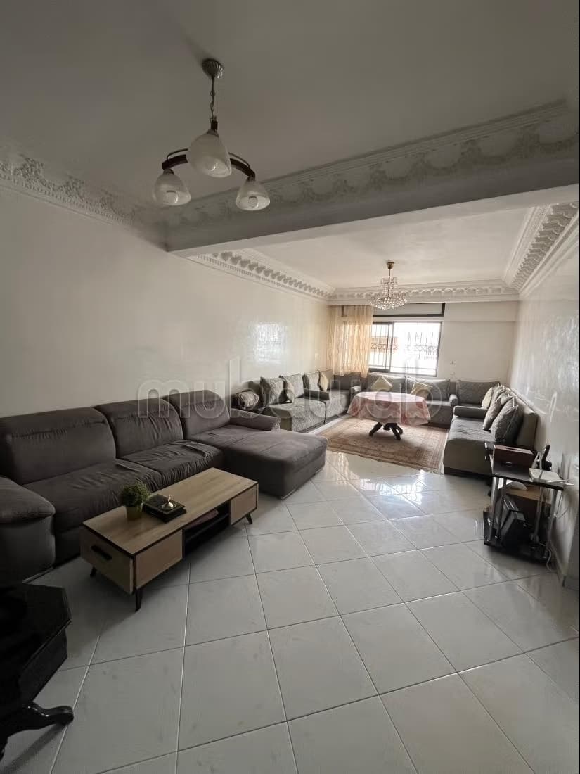 Bel appartement de 3 chambres à vendre au quartier des Hôpit...