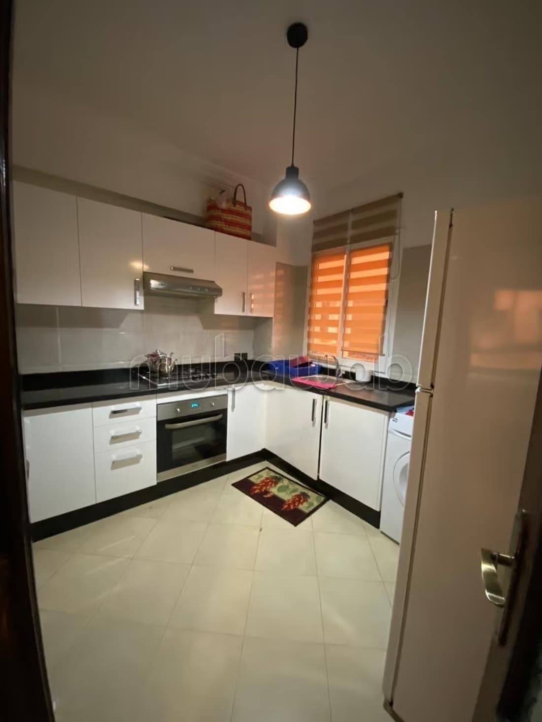 Joli appartement 1 chambre mruble piscine