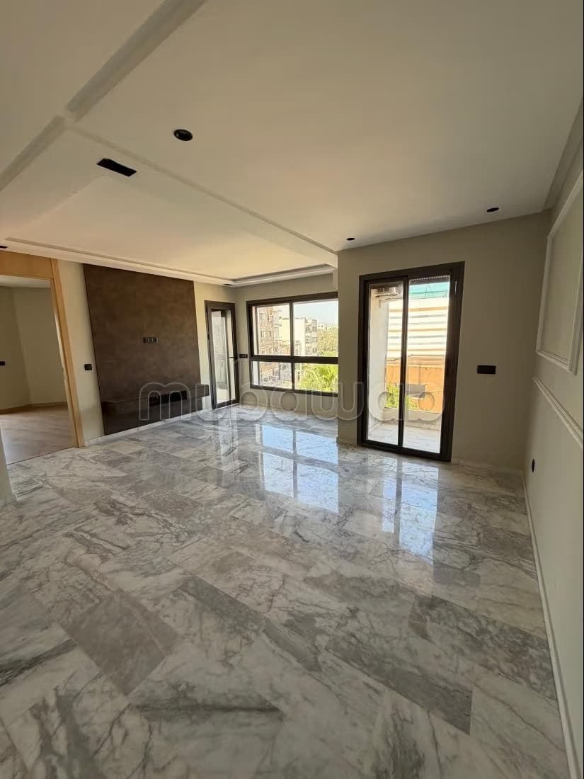 Studio a vendre avec balcon à Riviera