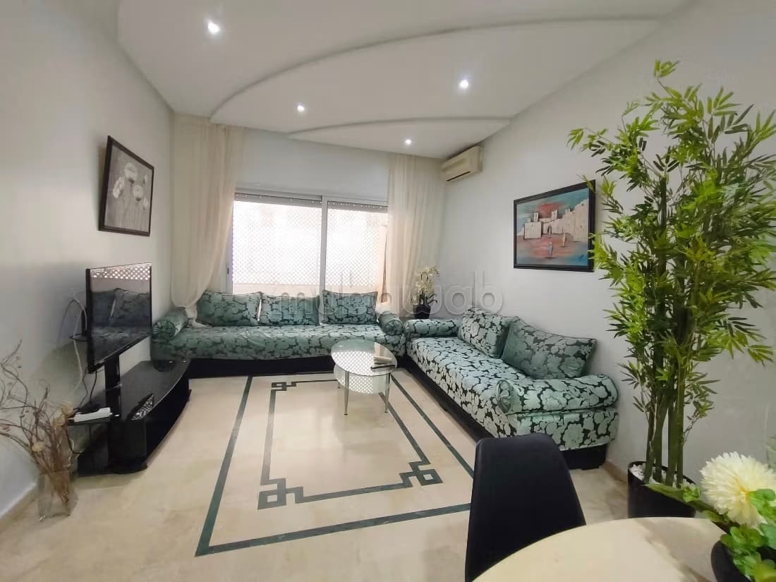 Studio meublé 52m² Bourgogne 870 Kdh