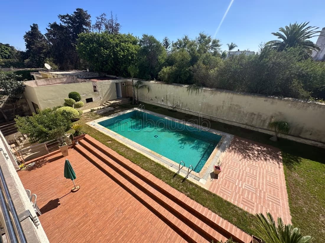 Somptueuse maison à vendre à Californie. 4 grandes pièces...