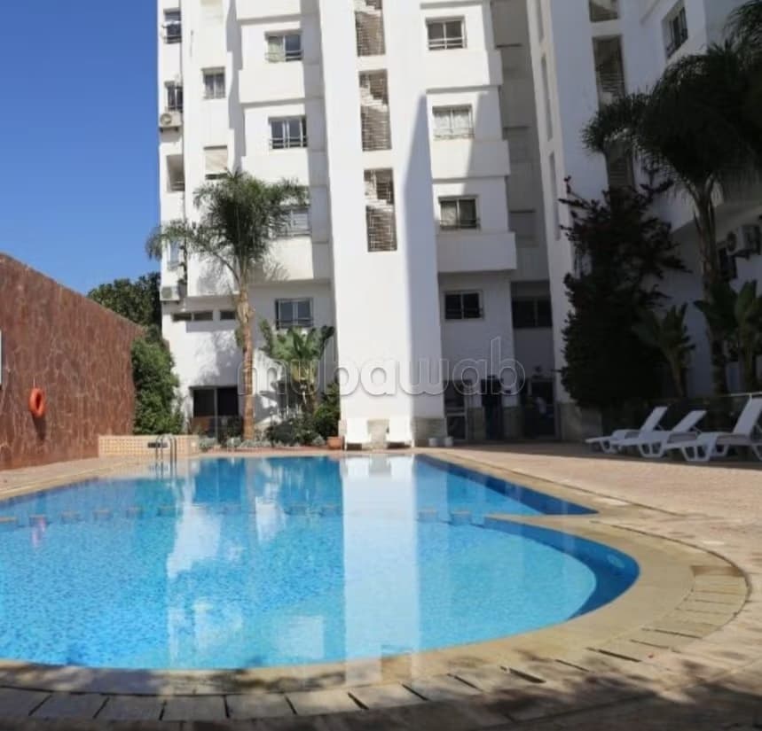 Appartement a agadir dans une résidence avec piscine très bi...