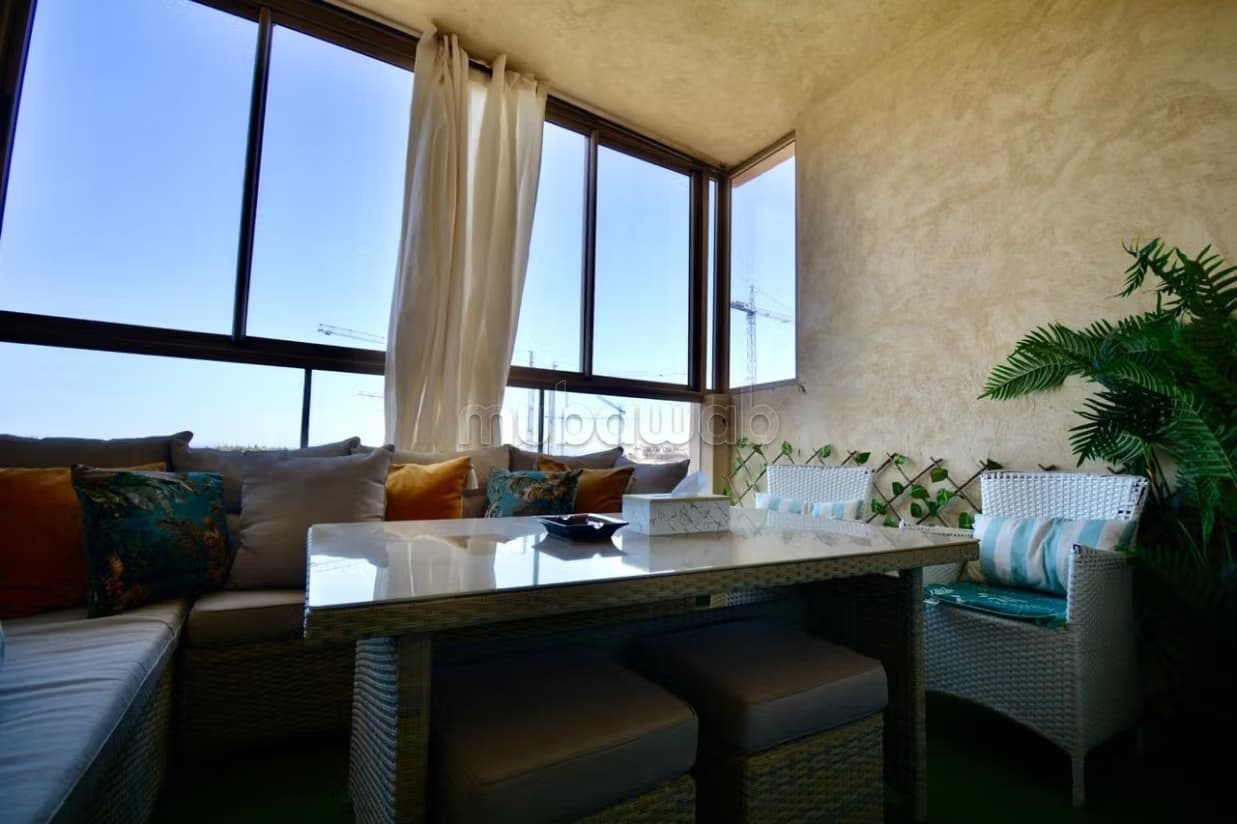 Magnifique Appart meuble avec terrasse et piscine