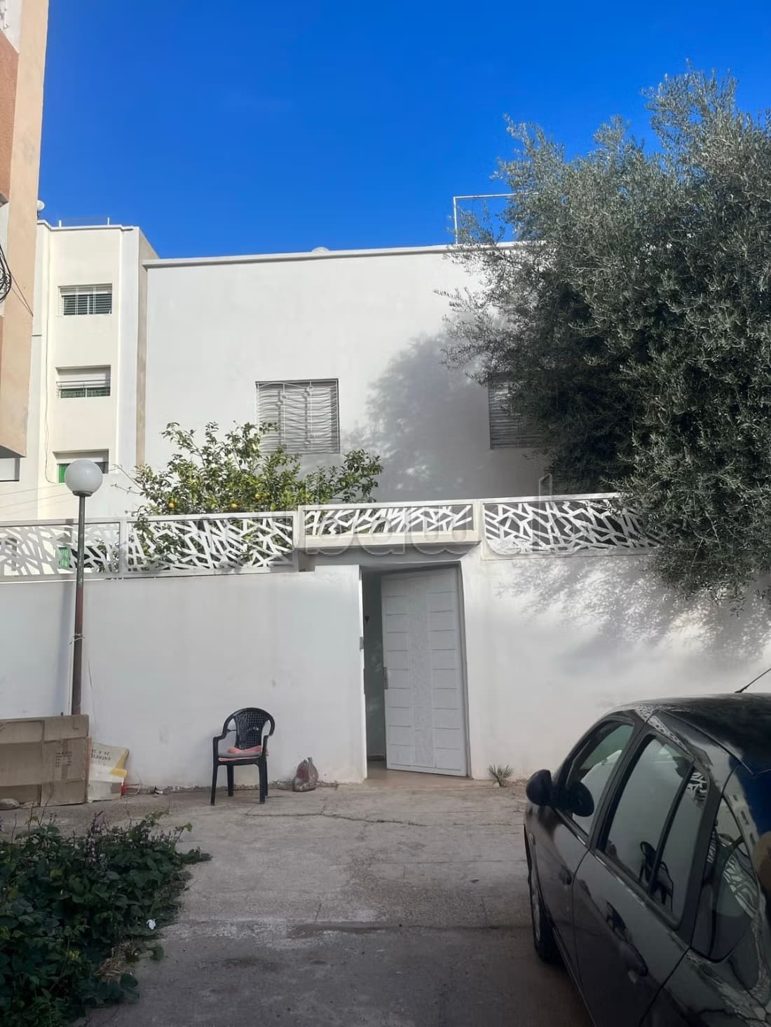Somptueuse villa à vendre à L'habitat. 5 grandes pièces. Meu...