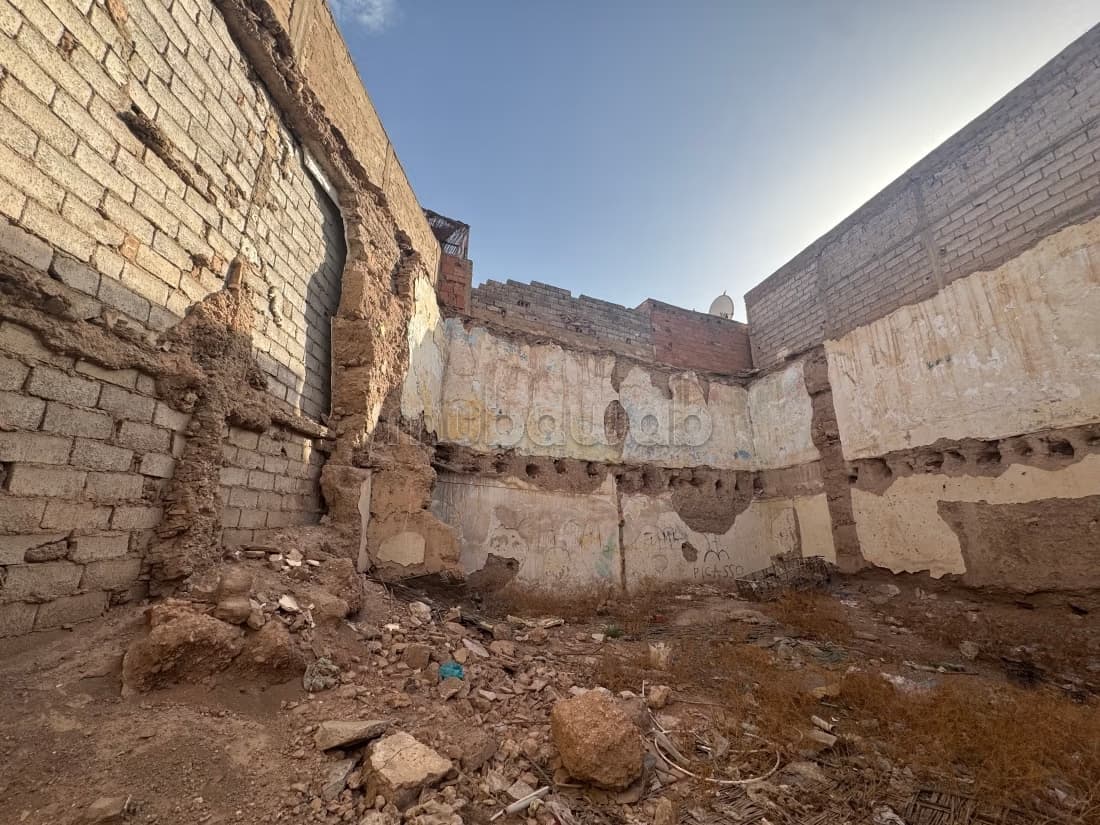 Riad entièrement à rénover bab doukala