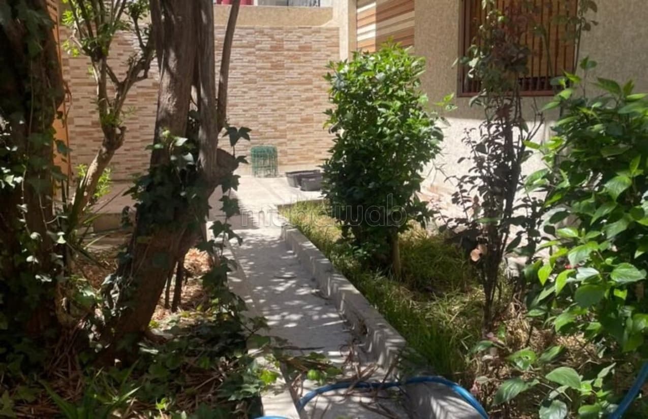 Maison a vendre a Tanger situation Plaza Toros zone immeub...