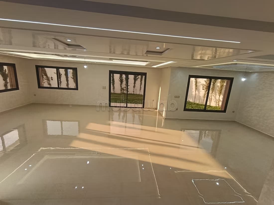 Dublex villa luxe 370 M2 a al boustane 3 face