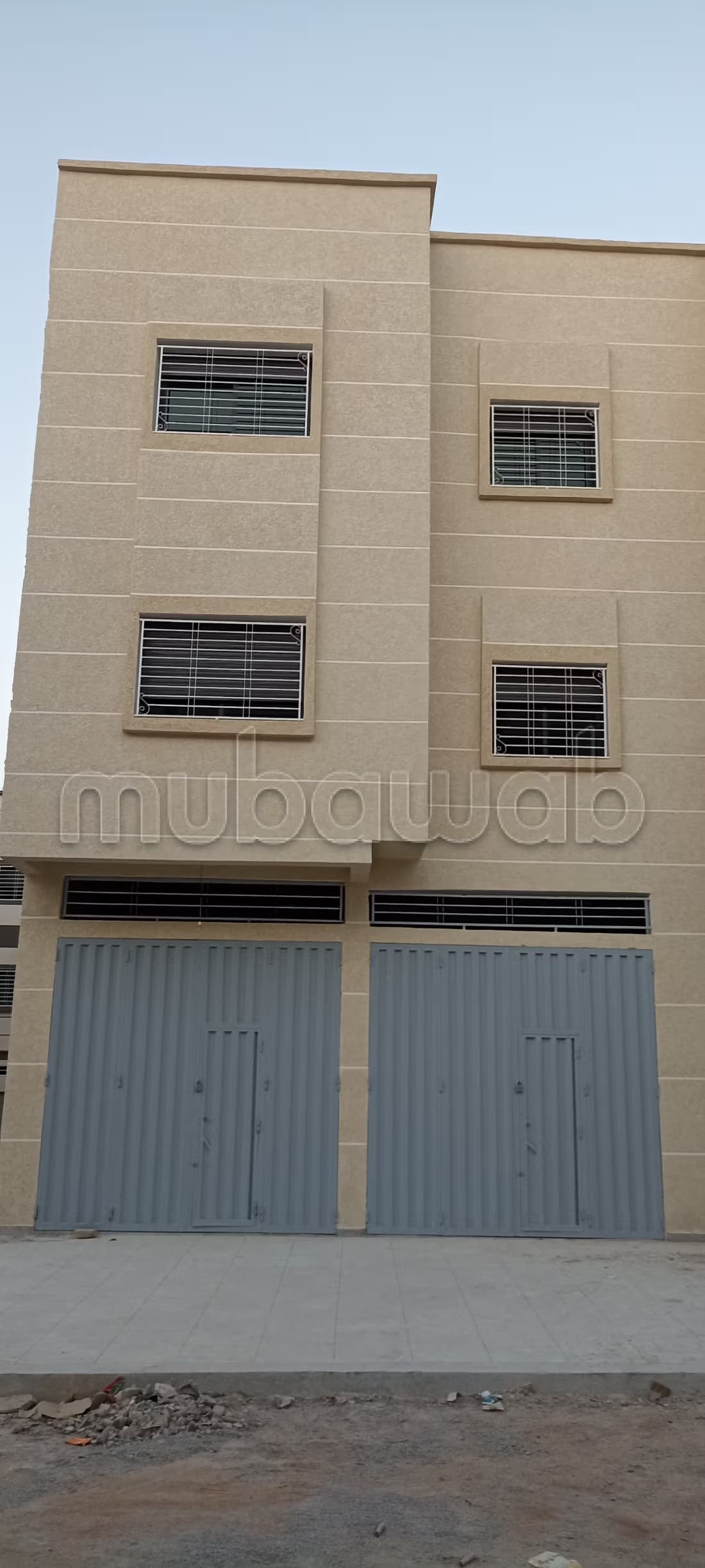 Vend appartement à Hay Riad. Surface de 90 m²
