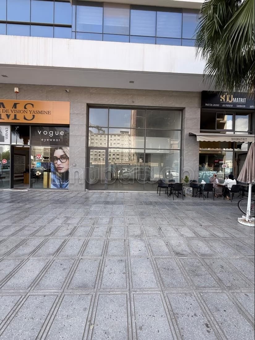 Local commercial en location à Zone Industrielle Agadir. Sup...