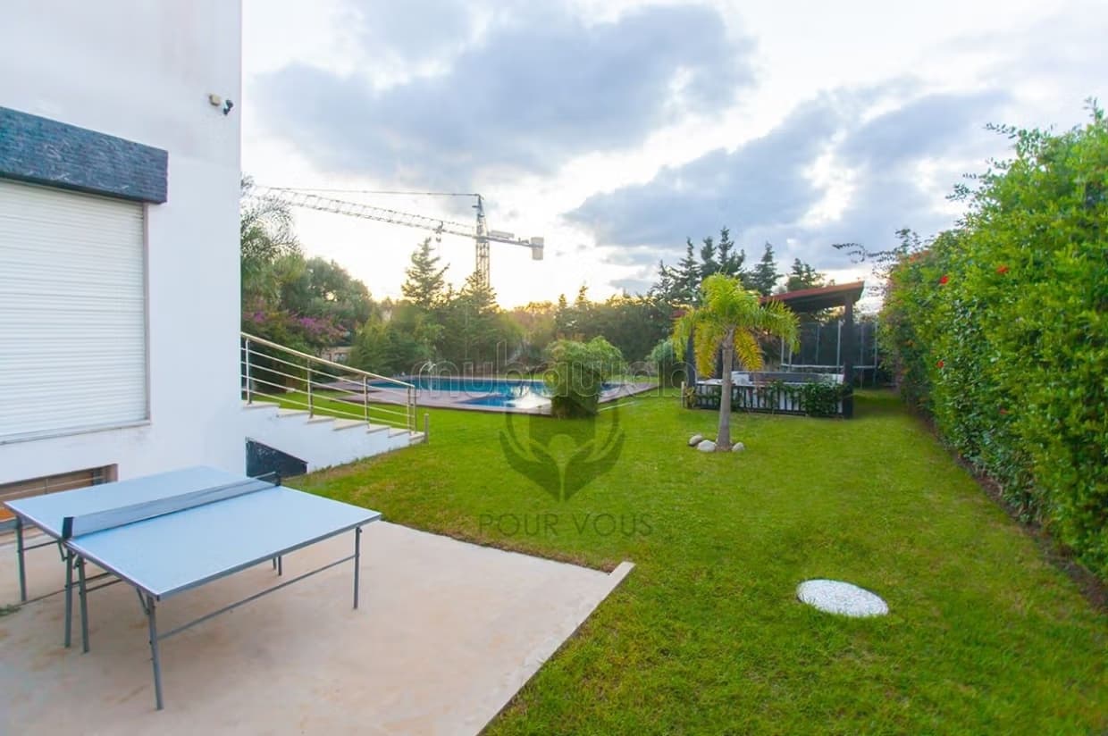 Magnifique villa à vendre à Achakar. 5 belles chambres