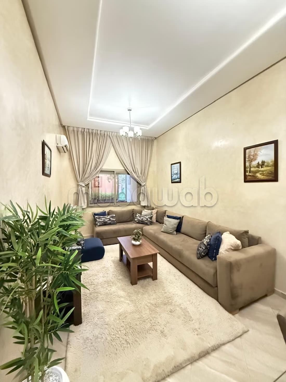 À Vendre: Bel appartement meublé – Rez de jardin à Jnane Aou...