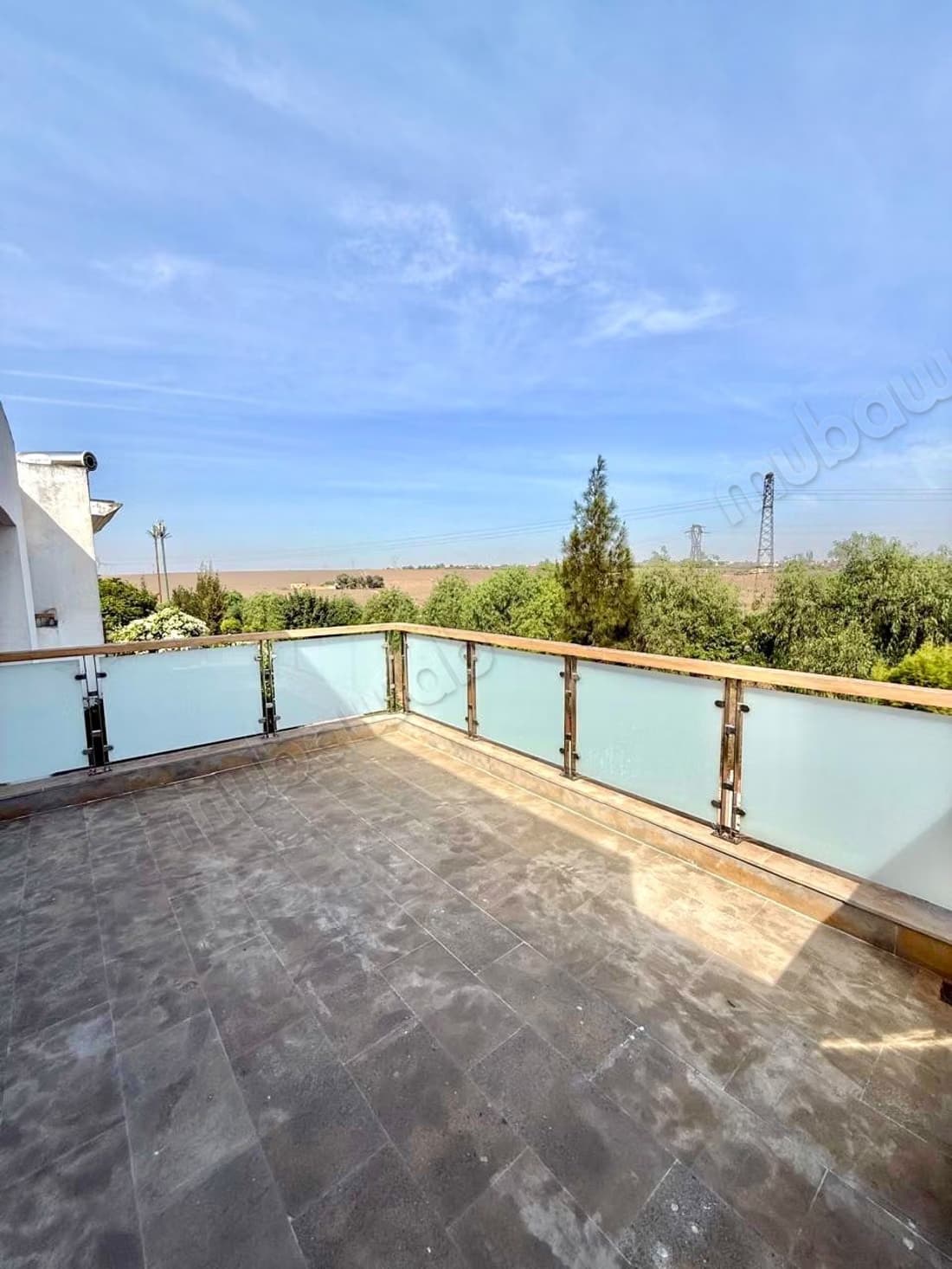 Villa à vendre – bouskoura