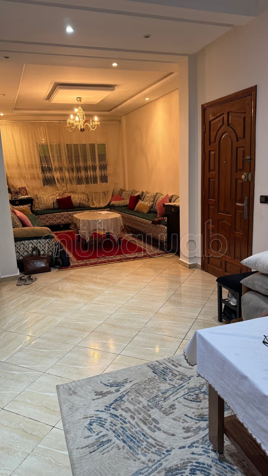 Vend appartement à Al Moustakbal. 3 pièces. Cuisine équipée