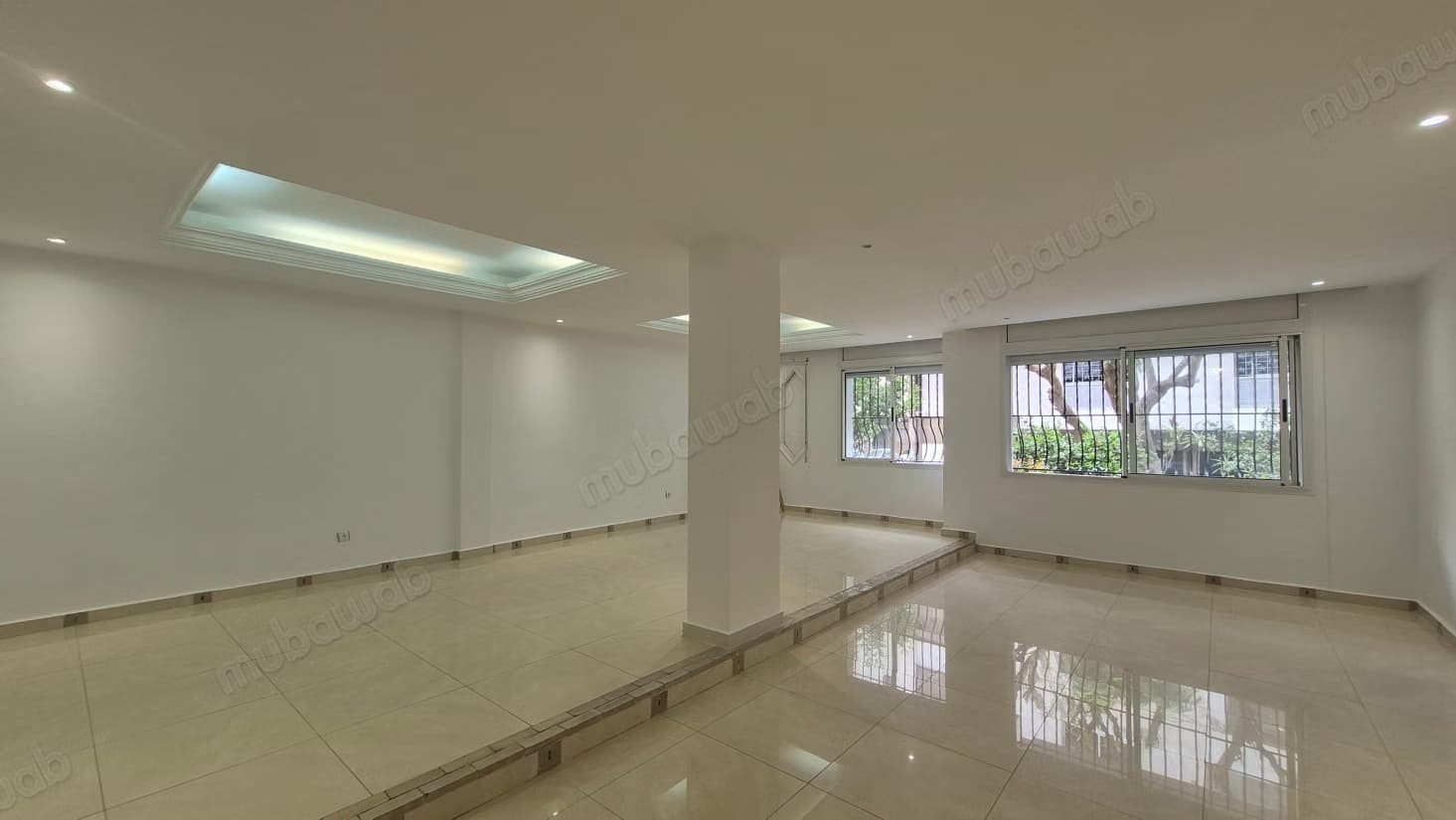 A louer Appt Usage Bureau RDC 200m2 3ch Gauthier