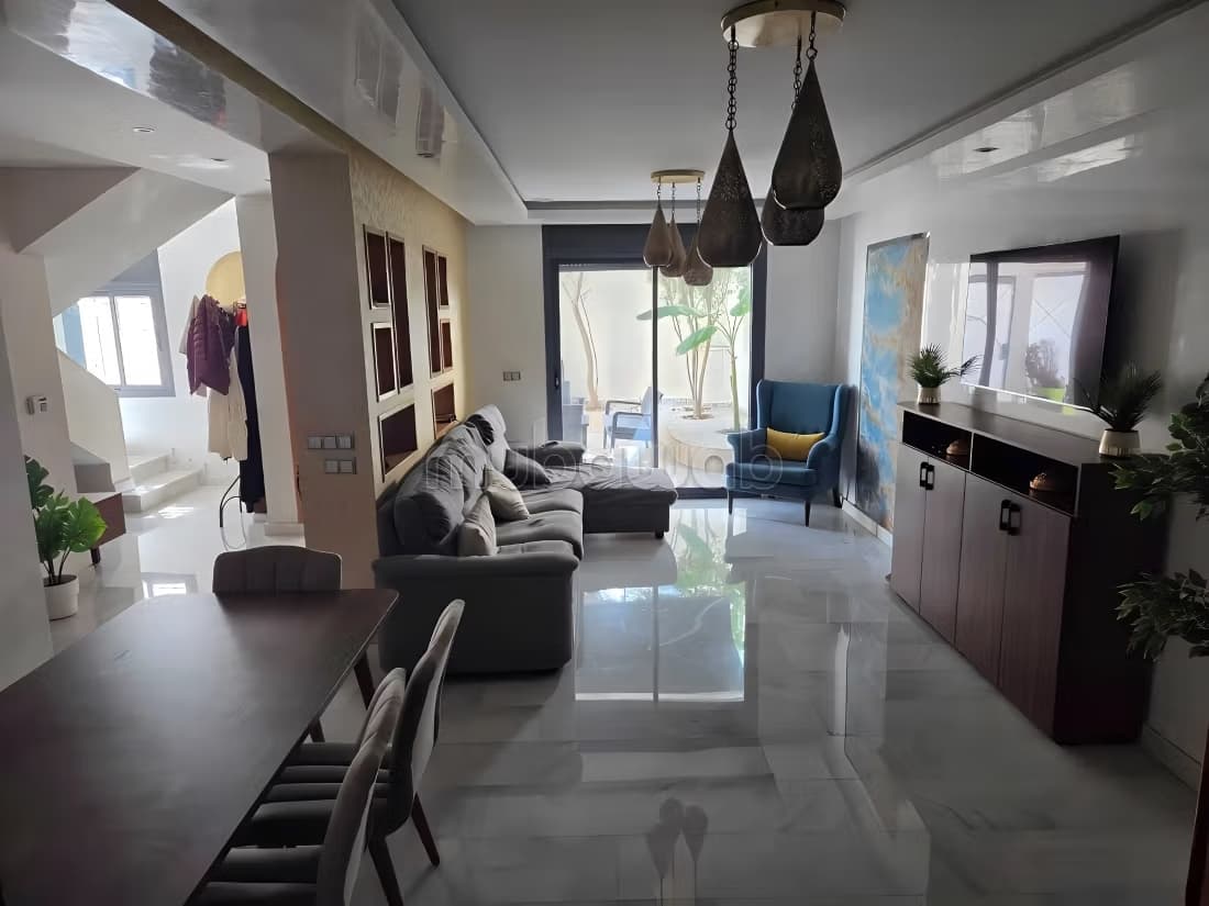 Maison moderne à vendre Quartier des villas