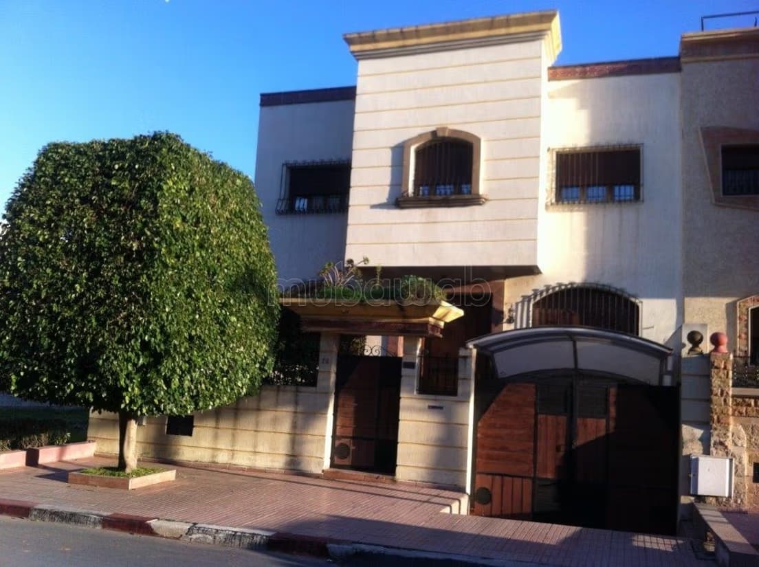 Location villa de luxe à Sidi Hajji. 8 pièces confortables...