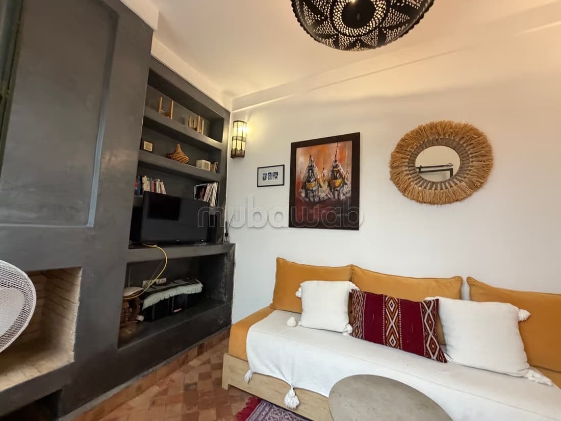 À VENDRE – Riad Titré Clé en Main Entre Derb Dabachi & Place...